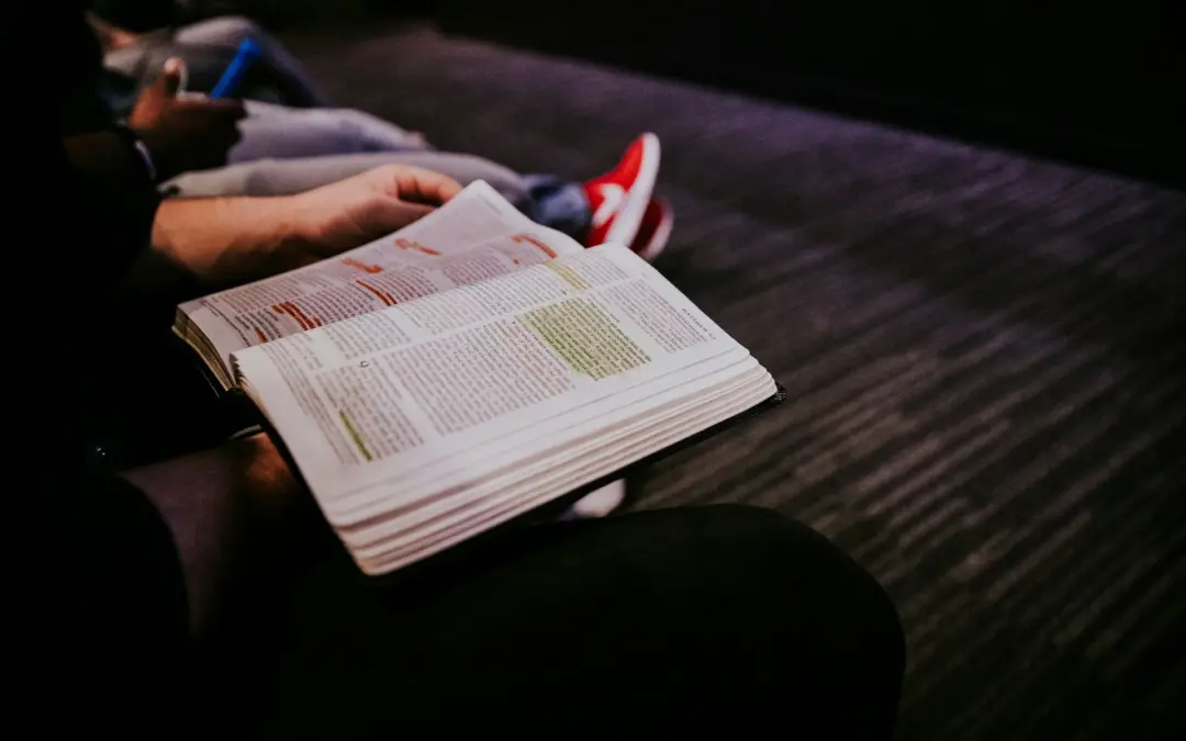 La importancia del discernimiento para poder tomar decisiones sabias y alineadas con la voluntad de Dios.