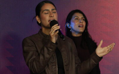 Con los ojos puestos en Jesús autor y consumador de la Fe!!